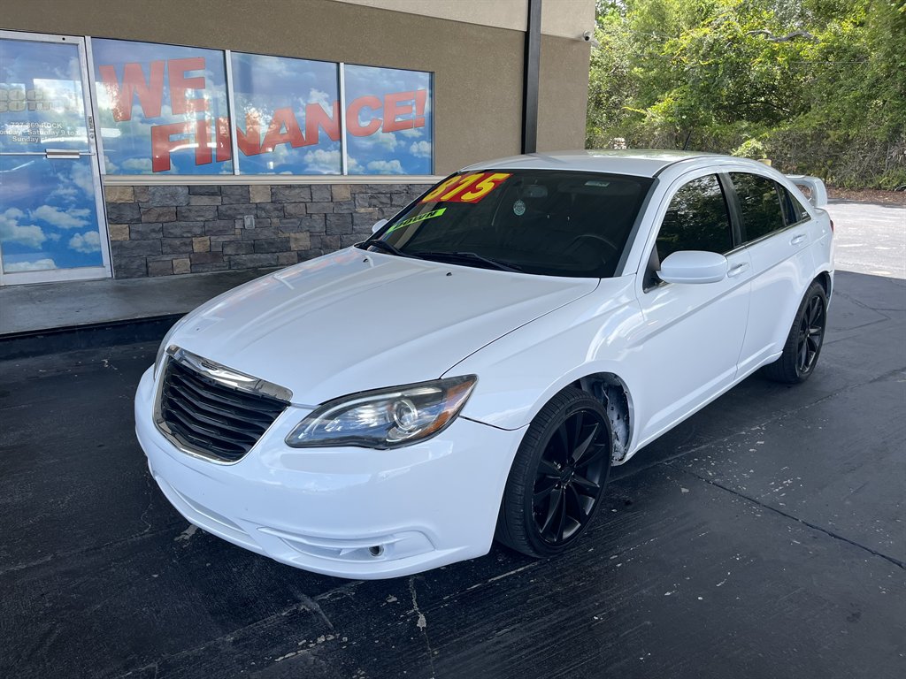 2012 Chrysler 200