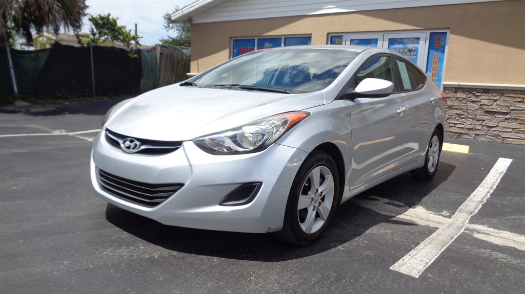 2011 Hyundai Elantra GLS