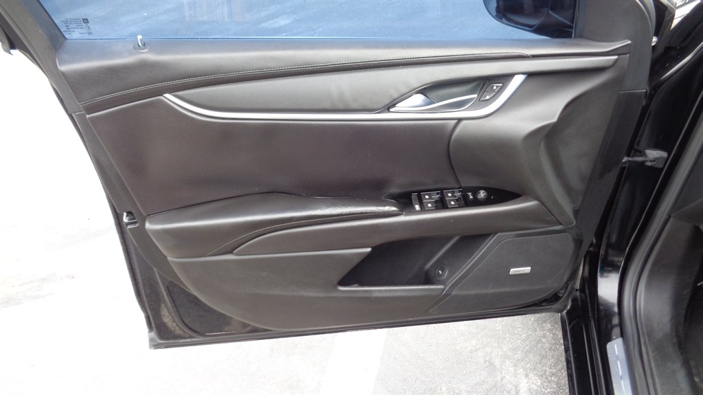 2016 Cadillac XTS Professional - Photo 10