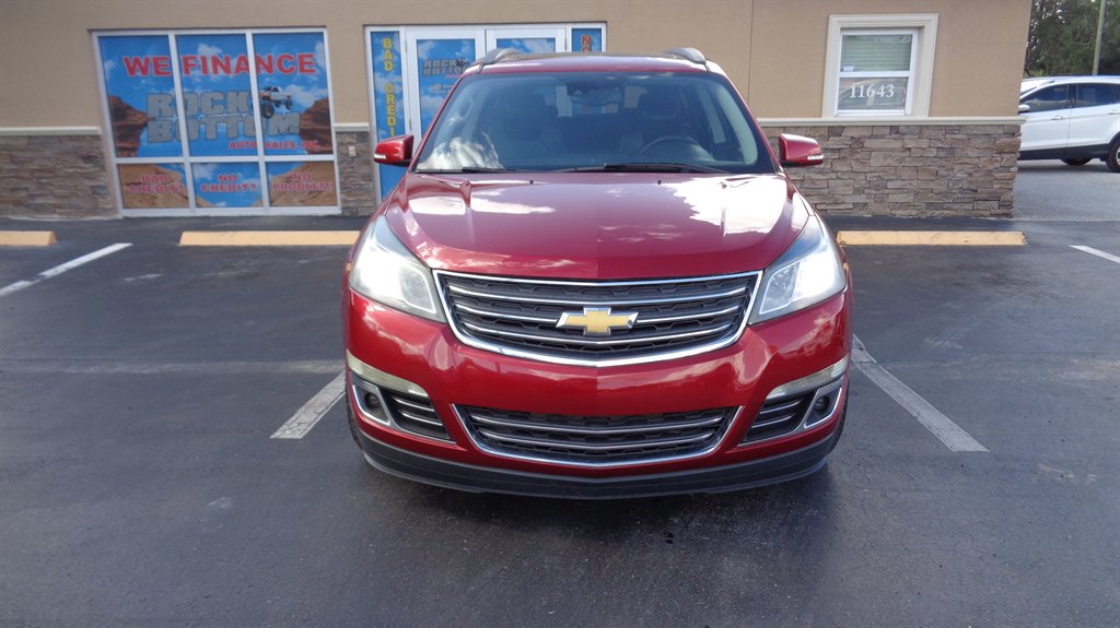 2014 Chevrolet Traverse LTZ photo 2