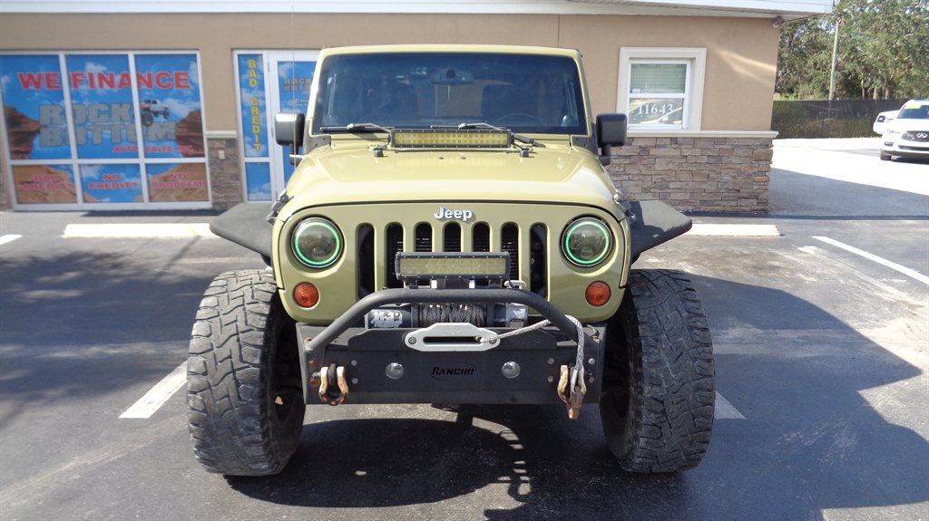 2013 Jeep Wrangler Unlimited Sport photo 2