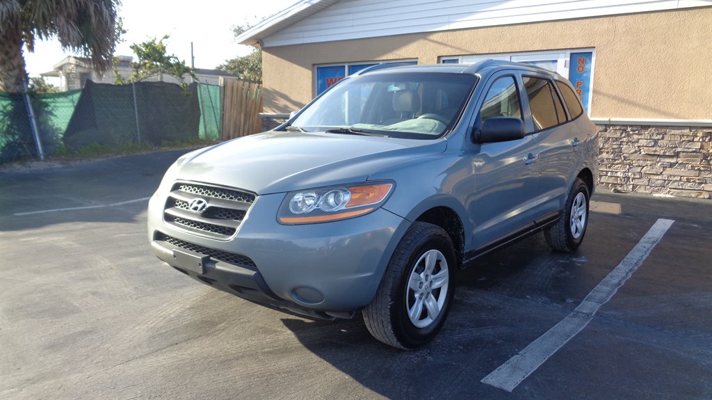 2009 Hyundai Santa Fe GLS's photo