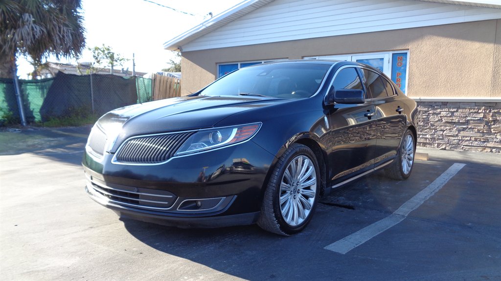2015 Lincoln MKS Base