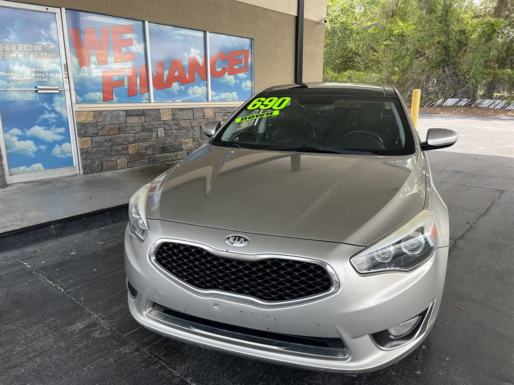 2014 Kia Cadenza Premium's photo