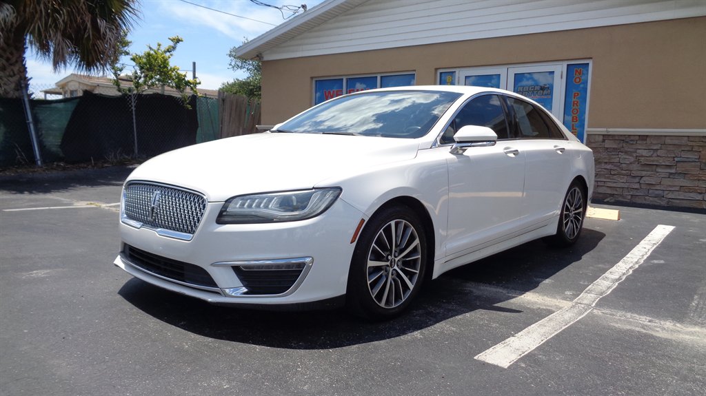 2017 Lincoln MKZ Select FWD's photo